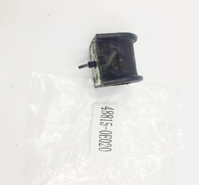 488150e020を薮で囲むASU40 GSU45のバランスの棒ブッシュのショック・アブソーバ・アームの懸濁液 0
